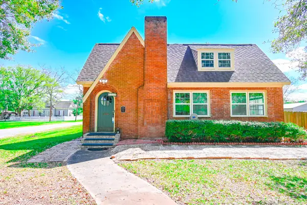 2801 Avenue I, Bay City, TX 77414