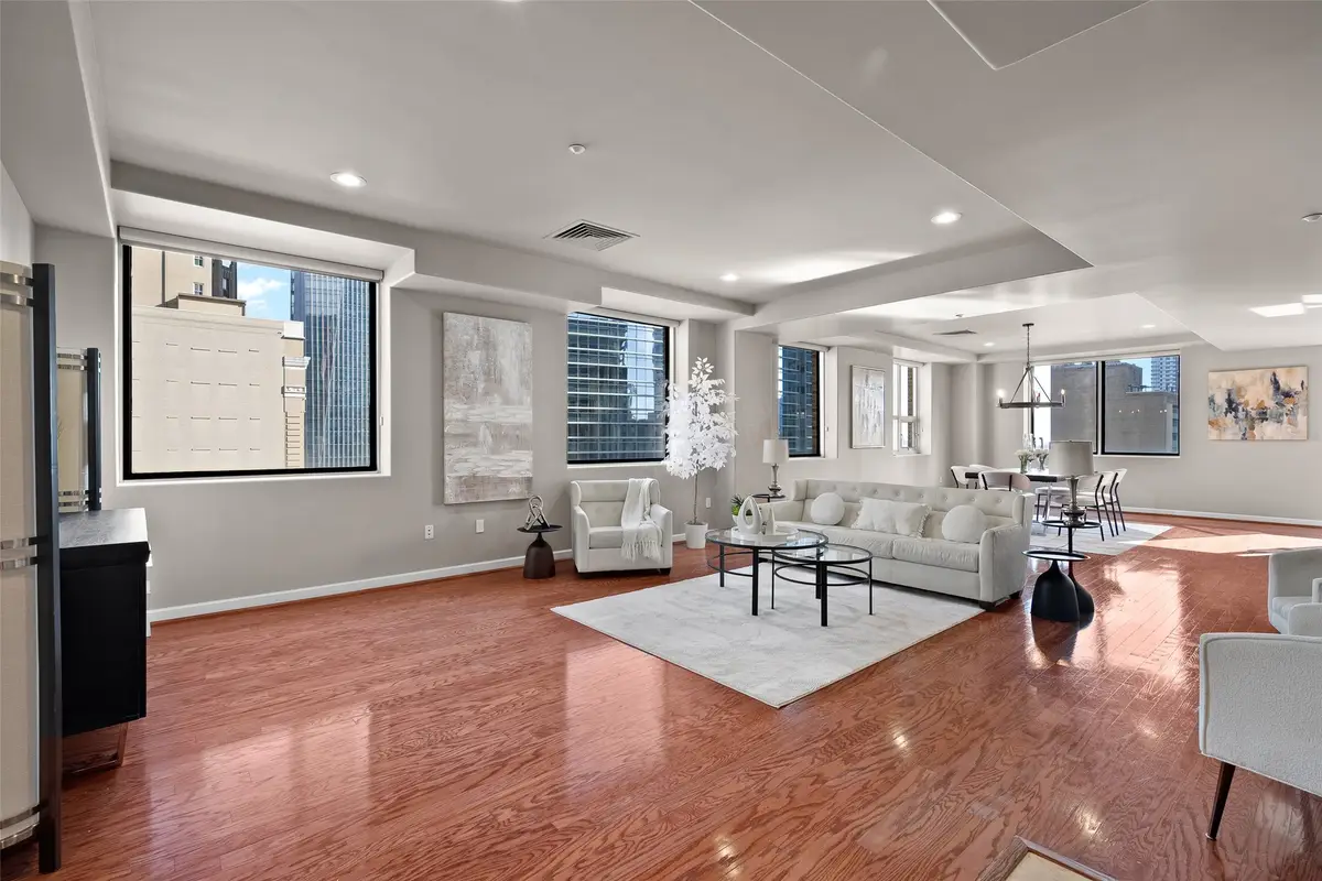 914 Main Street #1902, Houston, TX 77002 - #1