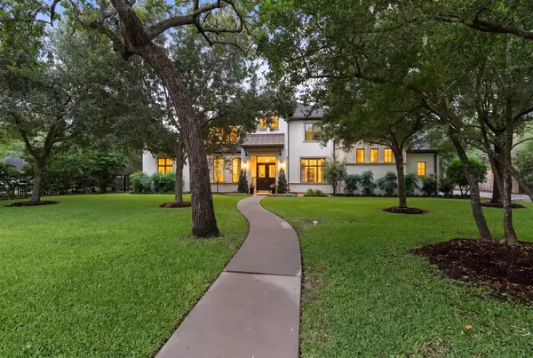 11703 Flintwood Drive, Houston, TX 77024