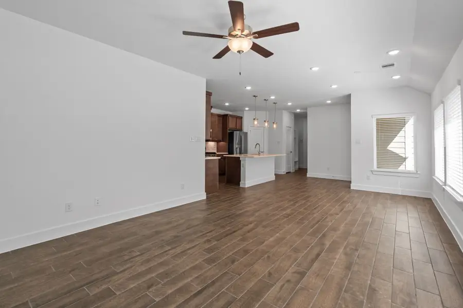 5250 Big Dipper Drive, Iowa Colony, TX 77583 - Image #2