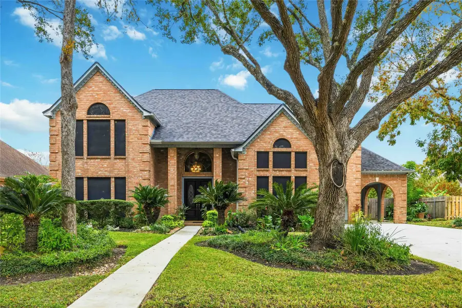 13906 Placid Woods Ct, Sugar Land, TX 77498 - Image #2