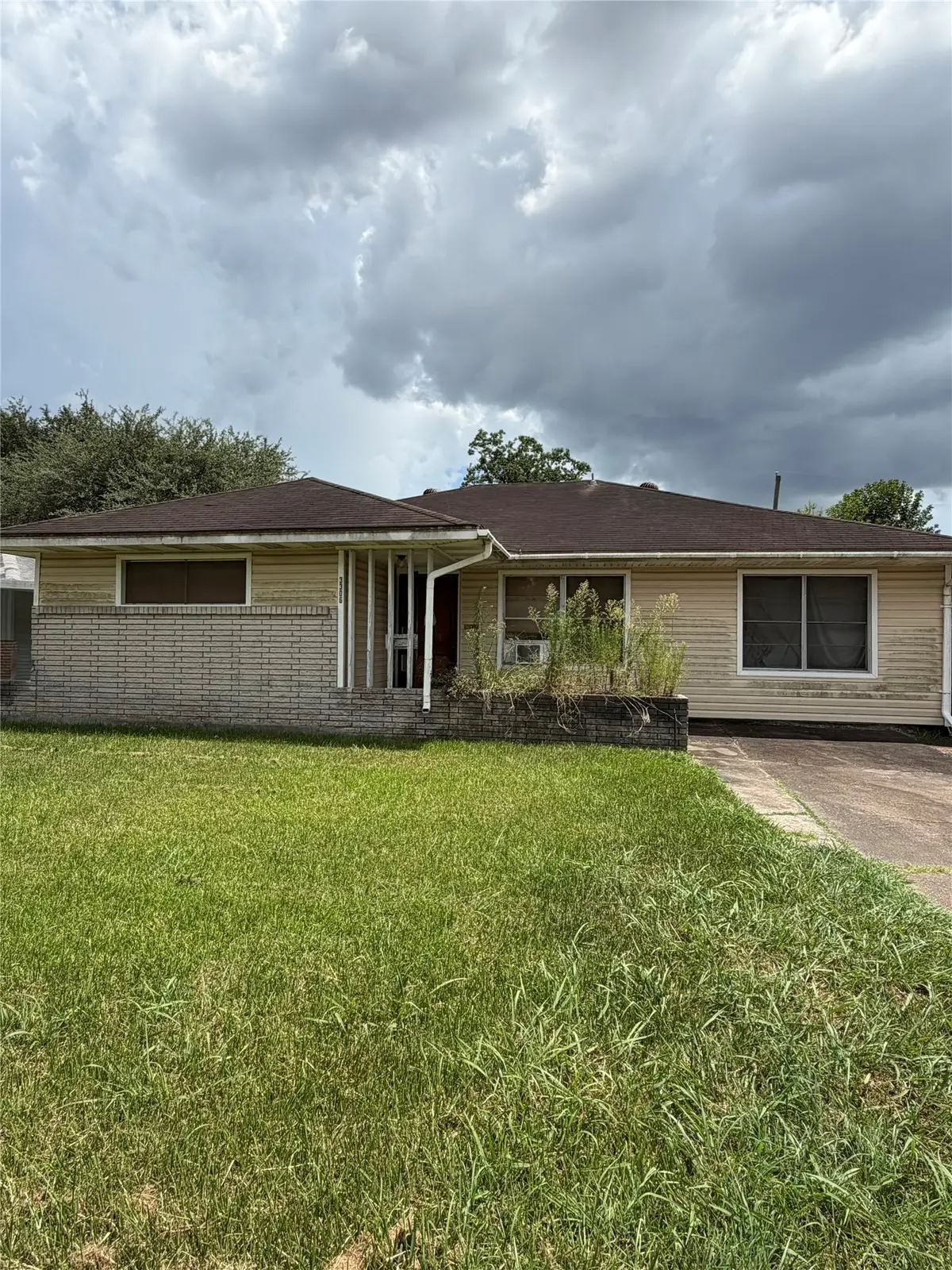 3306 Cedarcrest Drive, Pasadena, TX 77503 - #1