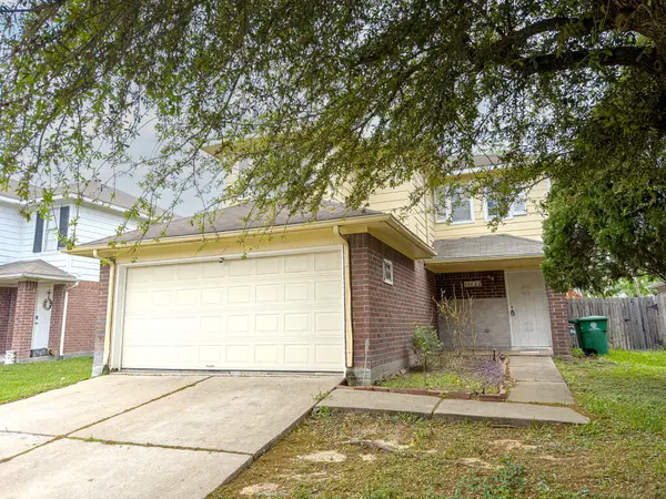 11622 Zarroll Drive, Houston, TX 77099