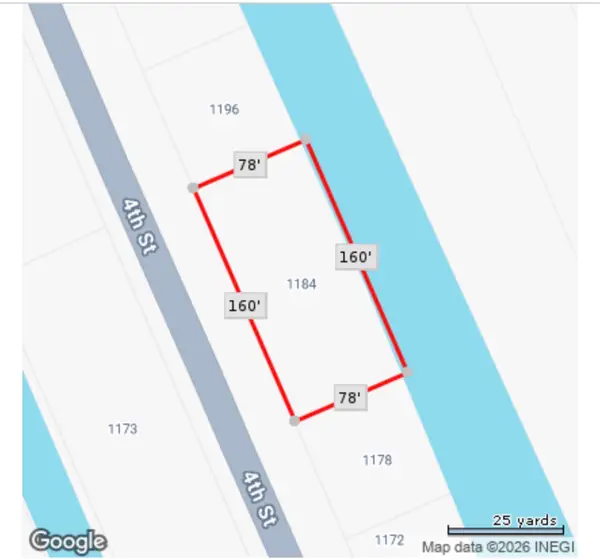 1184 4th Street, Gilchrist, TX 77617