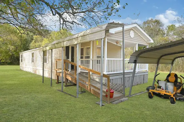 5353 County Road 154, Alvin, TX 77511