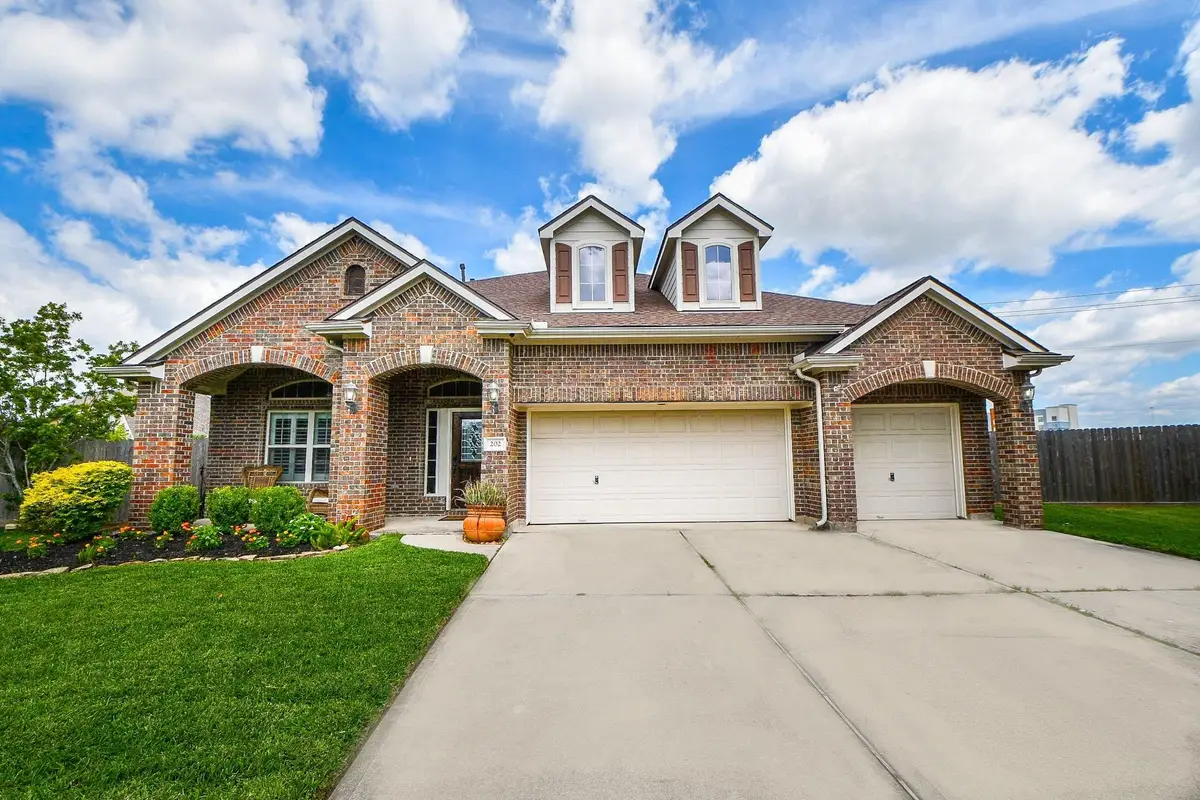 202 Bailey Brook Lane, Dickinson, TX 77539 - #1