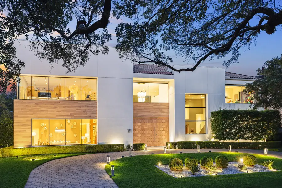 311 Brown Saddle Street, Houston, TX 77057 - Image #2