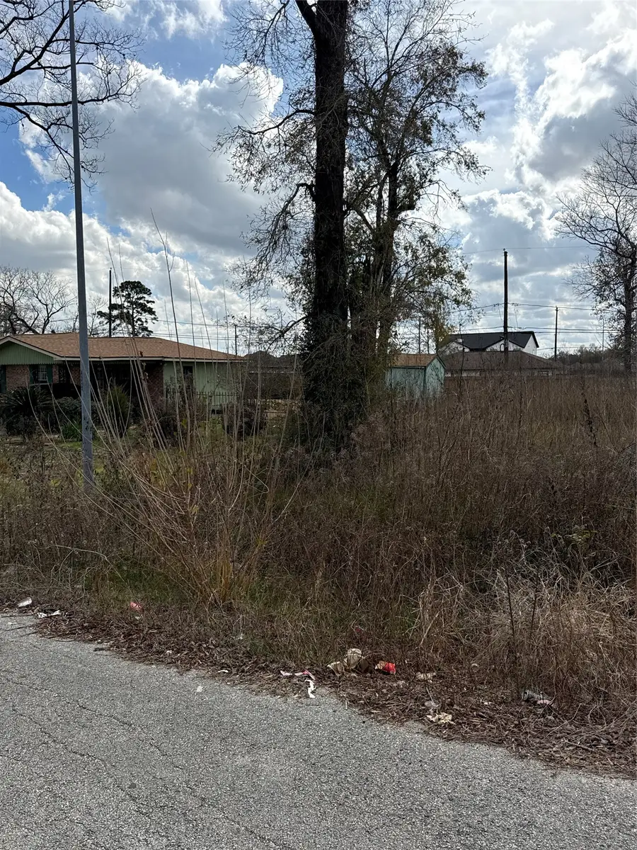 8538 Homewood Lane, Houston, TX 77028 - Image #2