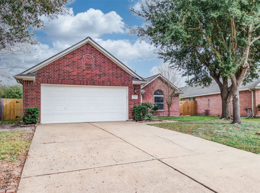 15106 Brookwood Bridge Lane, Sugar Land, TX 77498 - Image #2