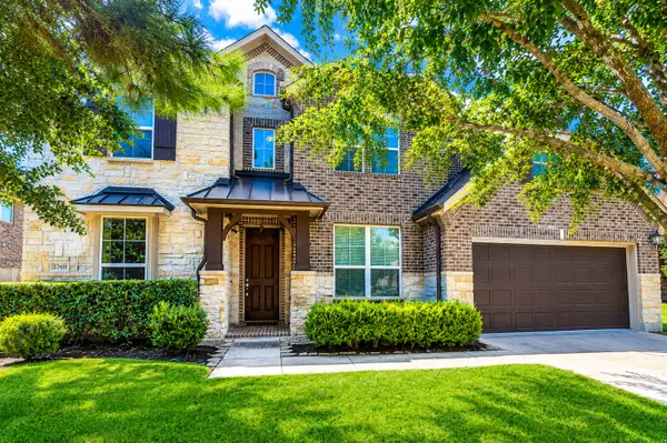 27411 Canyon Reach Drive, Katy, TX 77494