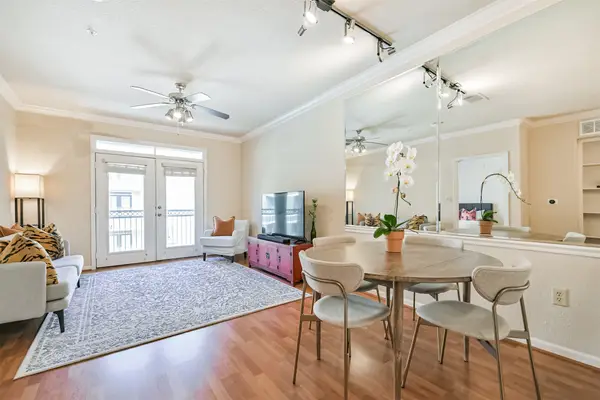 1711 Old Spanish Trail #340, Houston, TX 77054