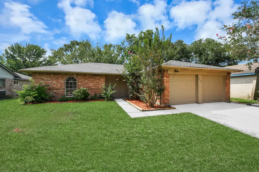5322 Bulen Avenue, Friendswood, TX 77546 - #3