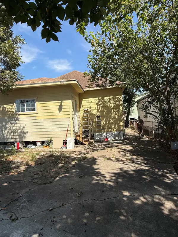 3812 Rotman Street, Houston, TX 77003