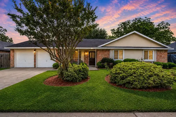 2421 Maxwell Lane, Deer Park, TX 77536