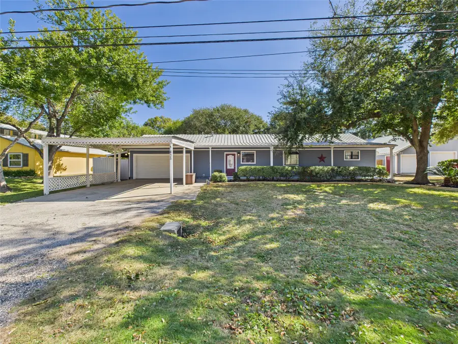 435 3rd Street, Dickinson, TX 77539 - Image #2
