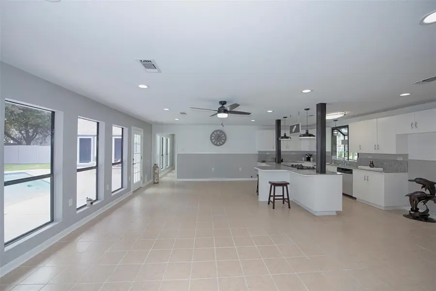 435 3rd Street, Dickinson, TX 77539 - Image #3