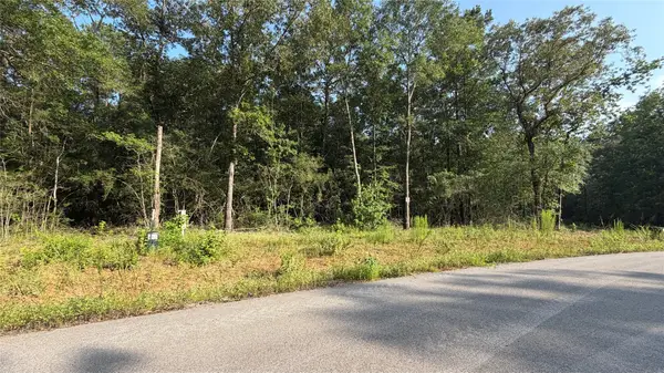 209 Kings Court, Dayton, TX 77535