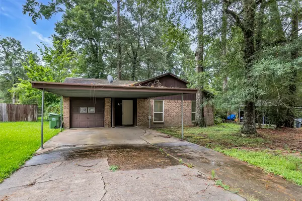 1303 S Fenner Avenue, Cleveland, TX 77327