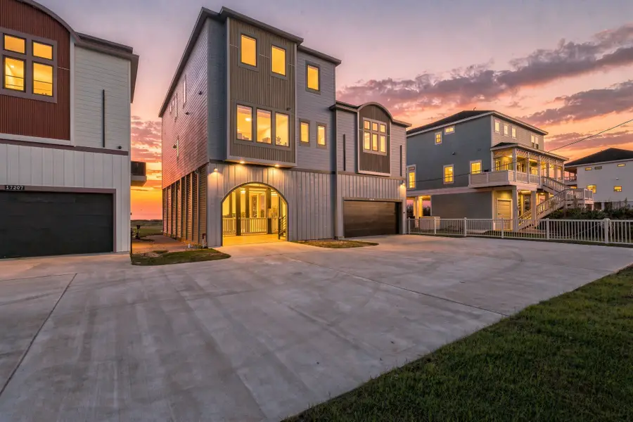 17211 Termini San Luis Pass Rd, Galveston, TX 77554 - #2