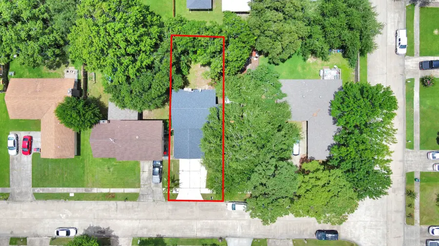 4900 Sandalwood Circle, Baytown, TX 77521 - Image #3