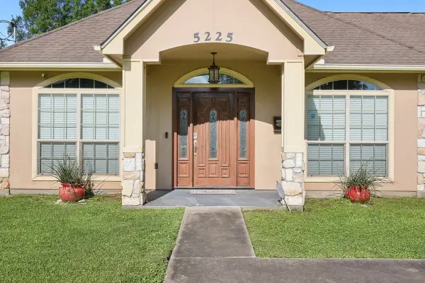 5225 Abilene Street, Beaumont, TX 77703