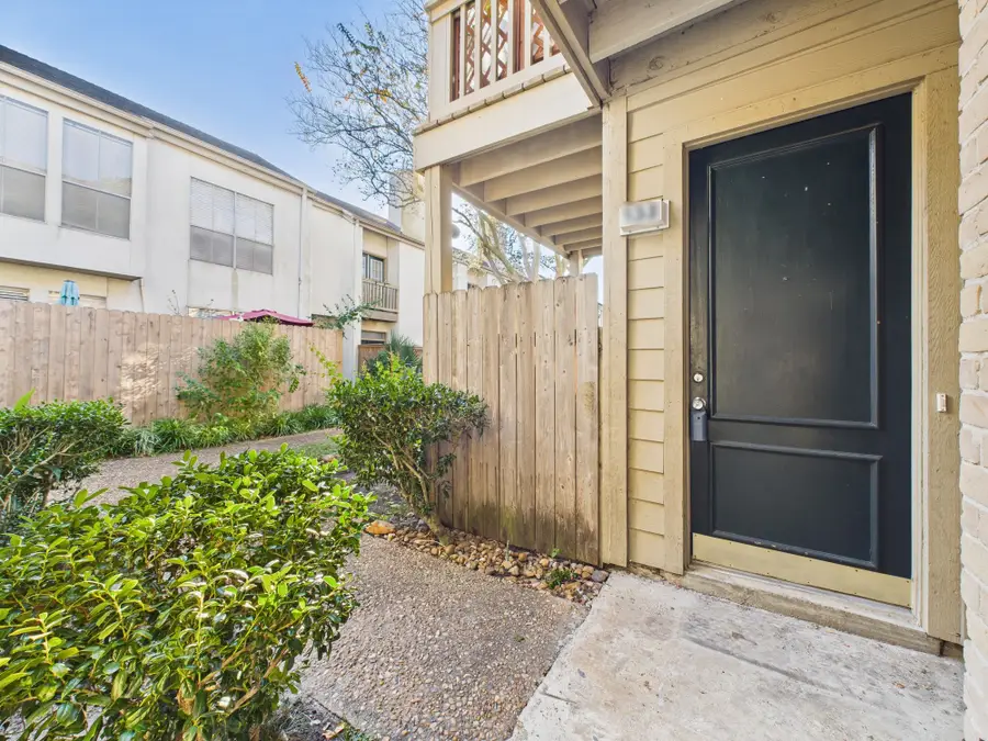 2100 Tanglewilde Street #133, Houston, TX 77063 - Image #2