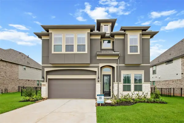 124 Peninsula Point Drive, Montgomery, TX 77356