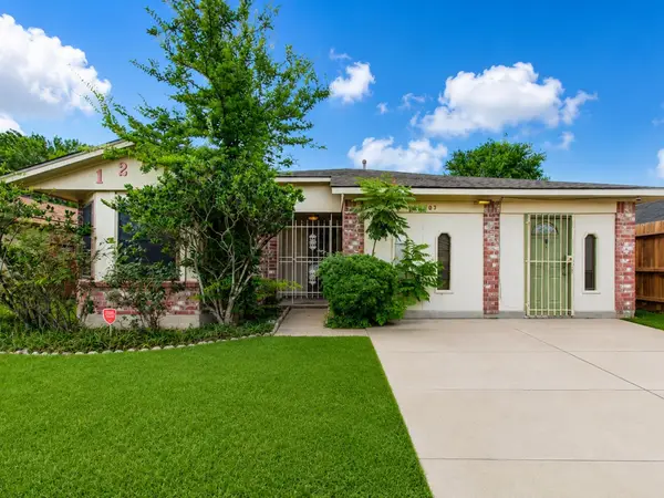 12803 Sandrock Drive, Houston, TX 77048