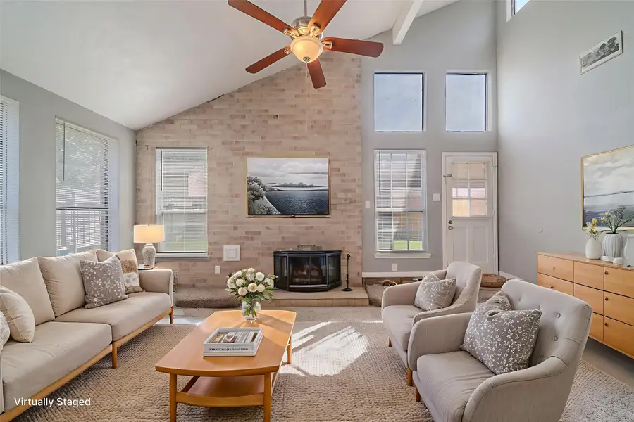 8810 Enchanted Forest Drive, Houston, TX 77088 - Image #2