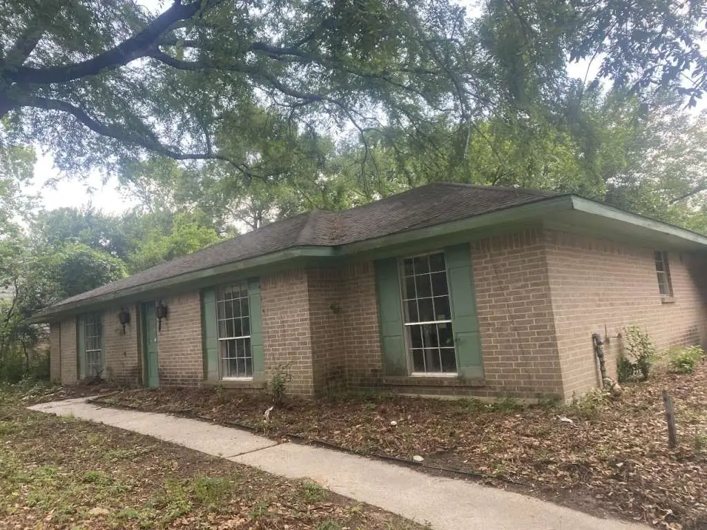 2619 N Woodloch Street, Woodloch, TX 77385 - #1