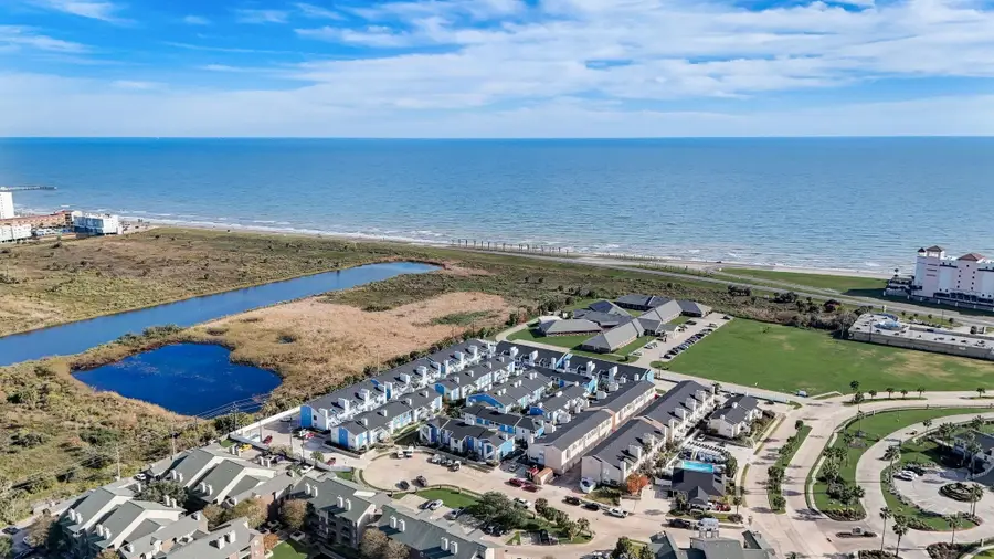 3506 Cove View Boulevard #210, Galveston, TX 77554 - Image #2