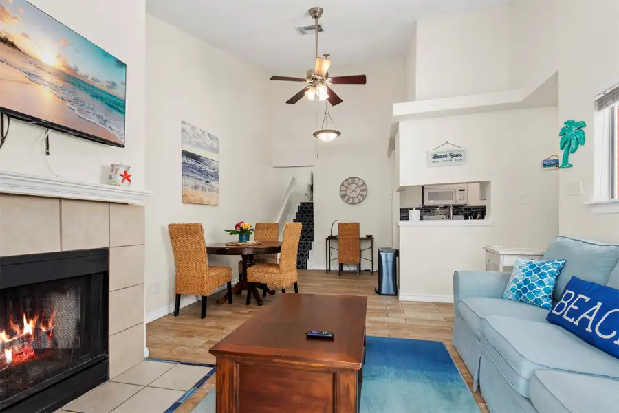3506 Cove View Boulevard #210, Galveston, TX 77554 - Image #3