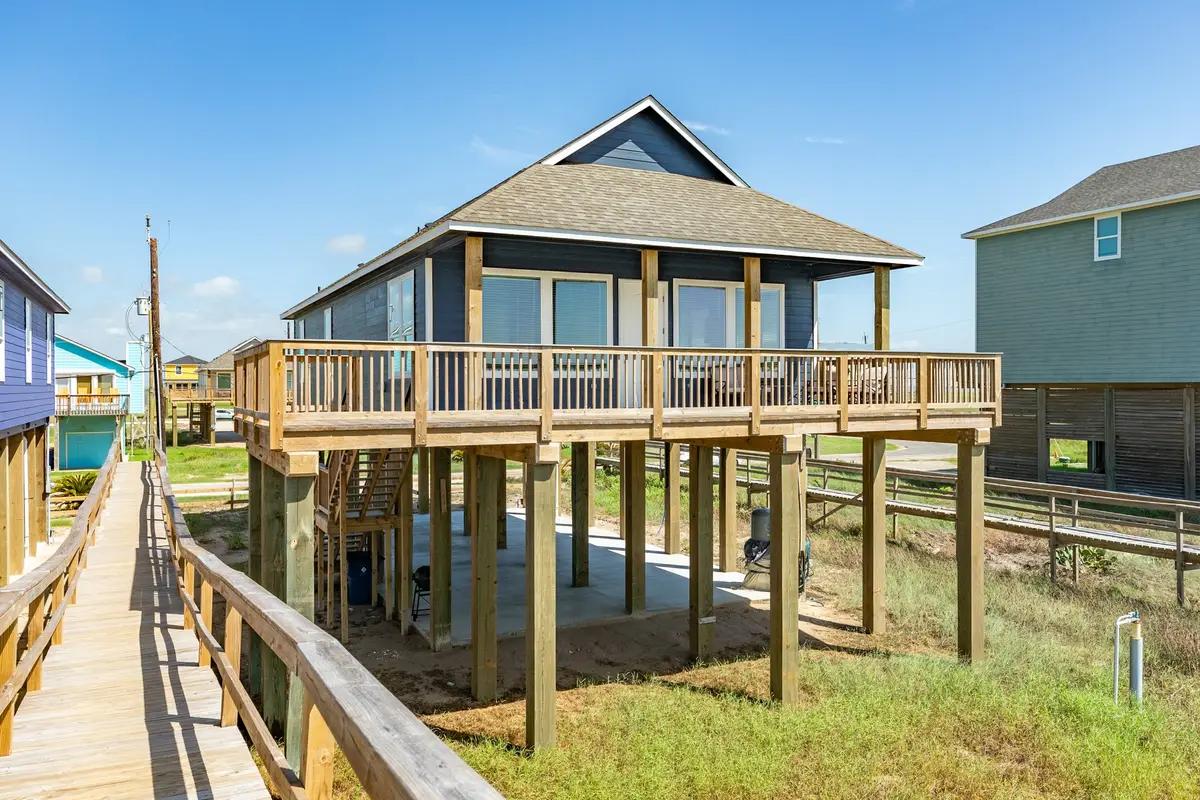 4835 Bluewater Drive, Surfside Beach, TX 77541 - #1