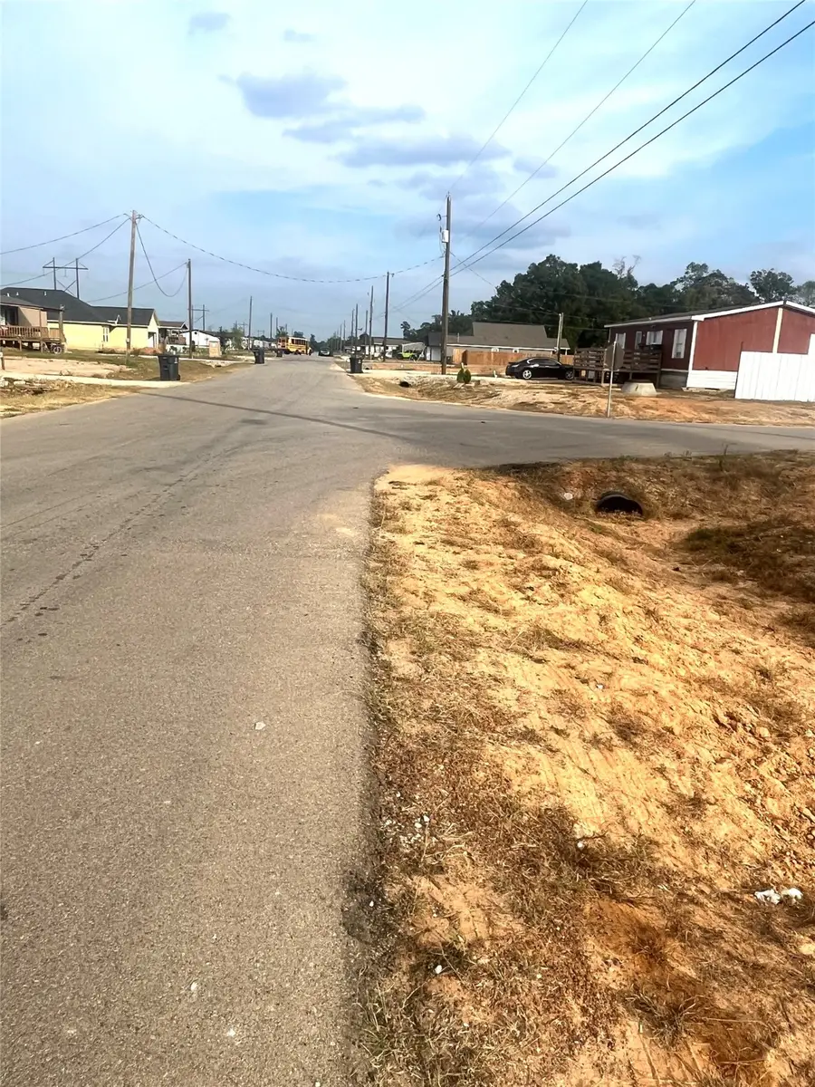 14650 Forest Tower Court, Conroe, TX 77306 - Image #3