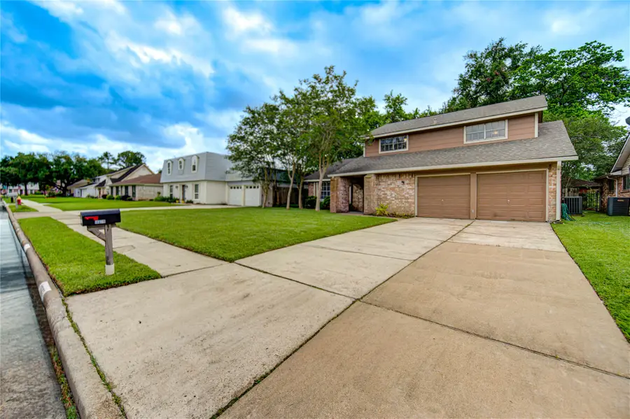 12103 Alston Drive, Meadows Place, TX 77477 - #3