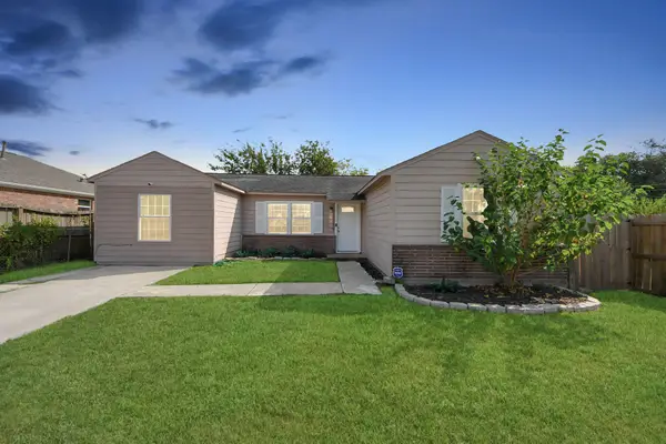 10209 Cathedral Drive, Houston, TX 77051