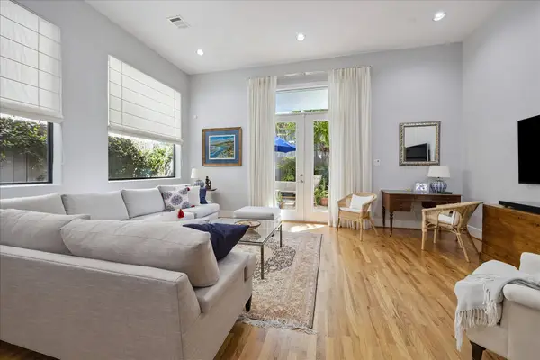 305 Peden Street, Houston, TX 77006