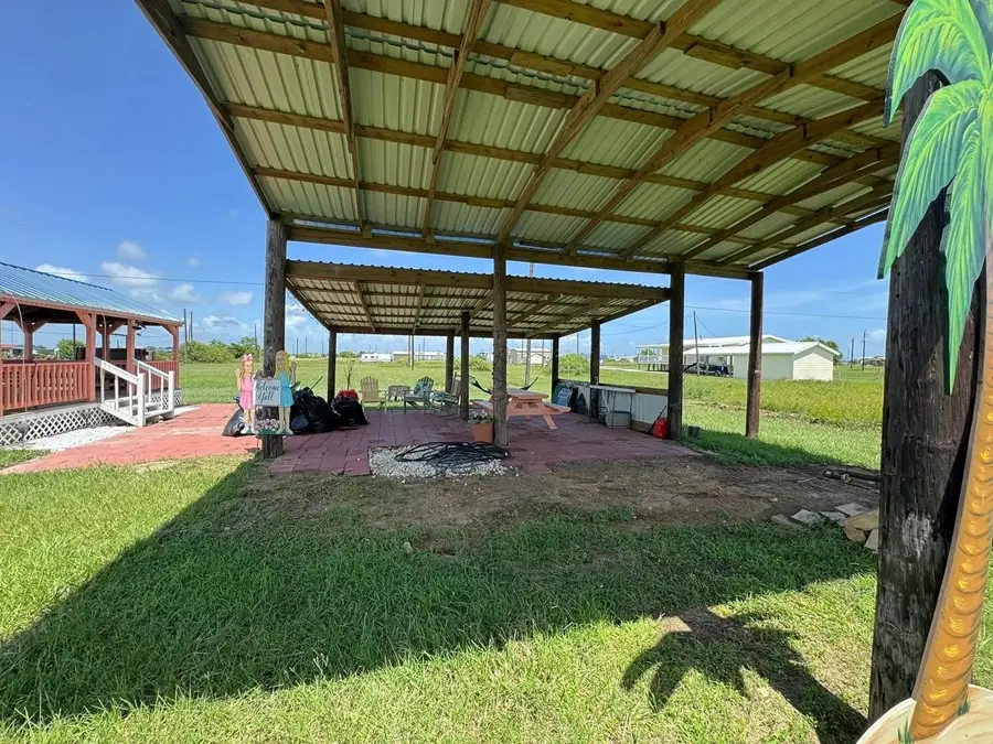 565 County Road 477, Palacios, TX 77465 - Image #3