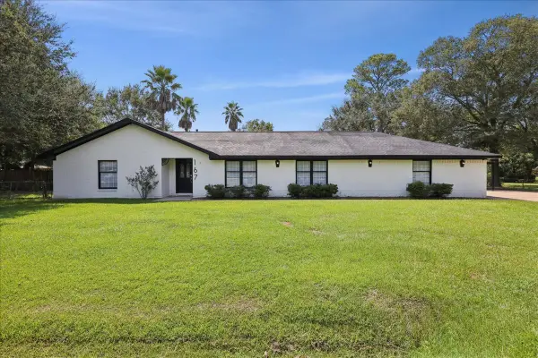 167 Ridgewood Street, Bridge City, TX 77611