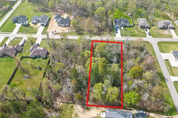 593 Road 6609, Dayton, TX 77535