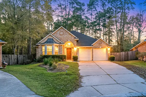 2 Gilded Crest Court, Spring, TX 77382