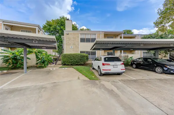 2750 Holly Hall Street #901, Houston, TX 77054