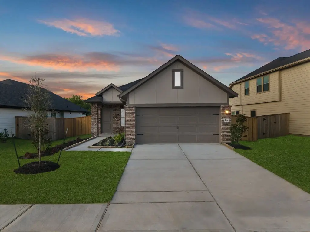 210 Orchard Laurel Drive, Alvin, TX 77511 - #1