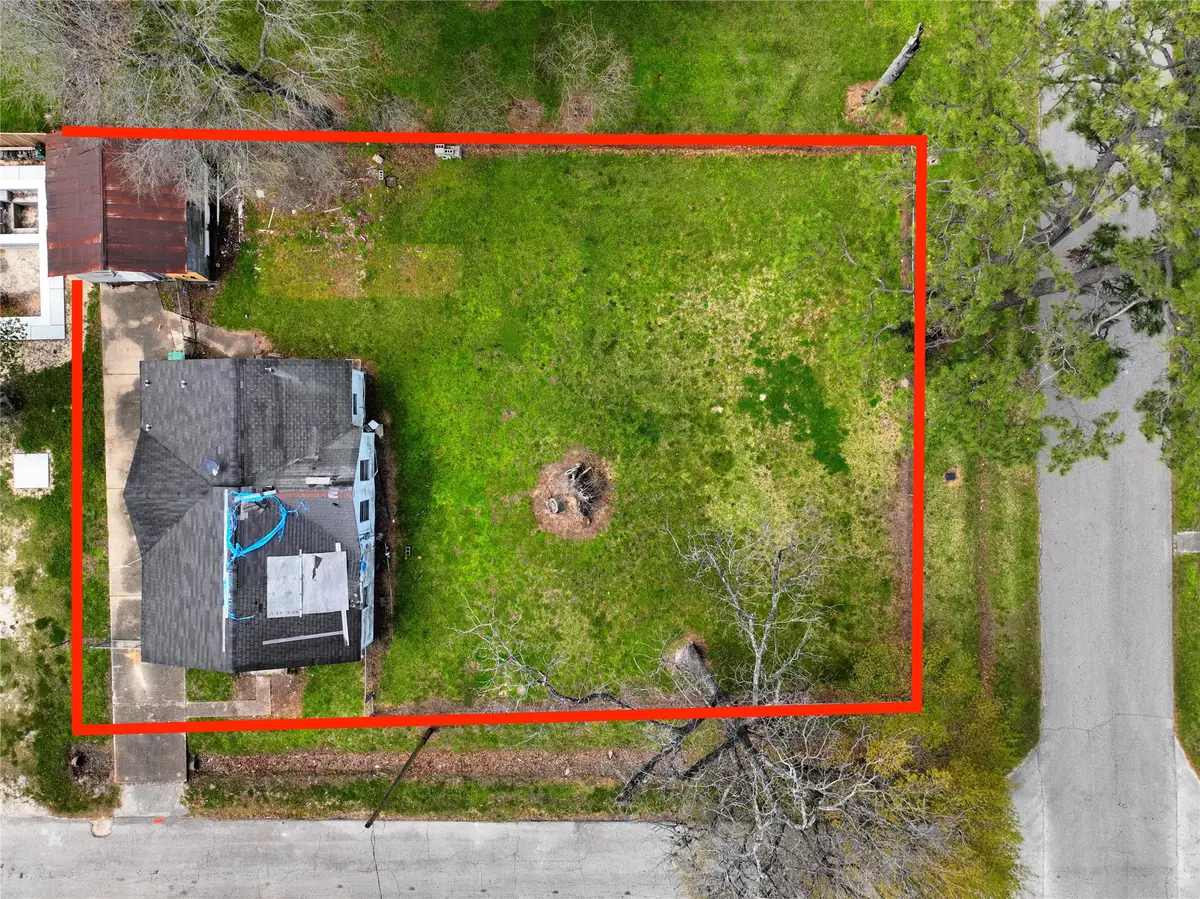 6515 Lloyd Street, Houston, TX 77022 - Image #1