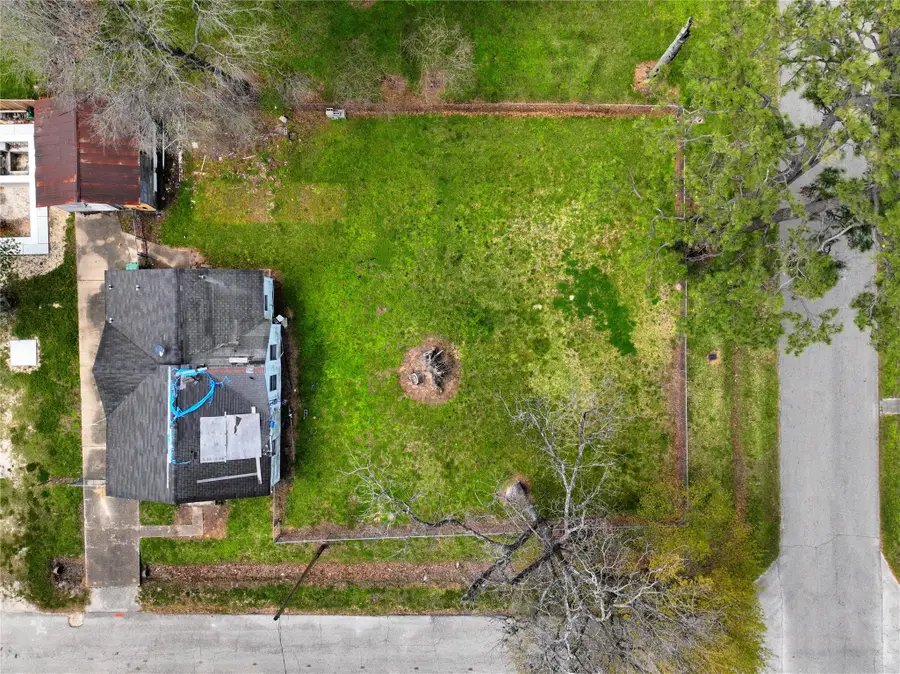 6515 Lloyd Street, Houston, TX 77022 - Image #2