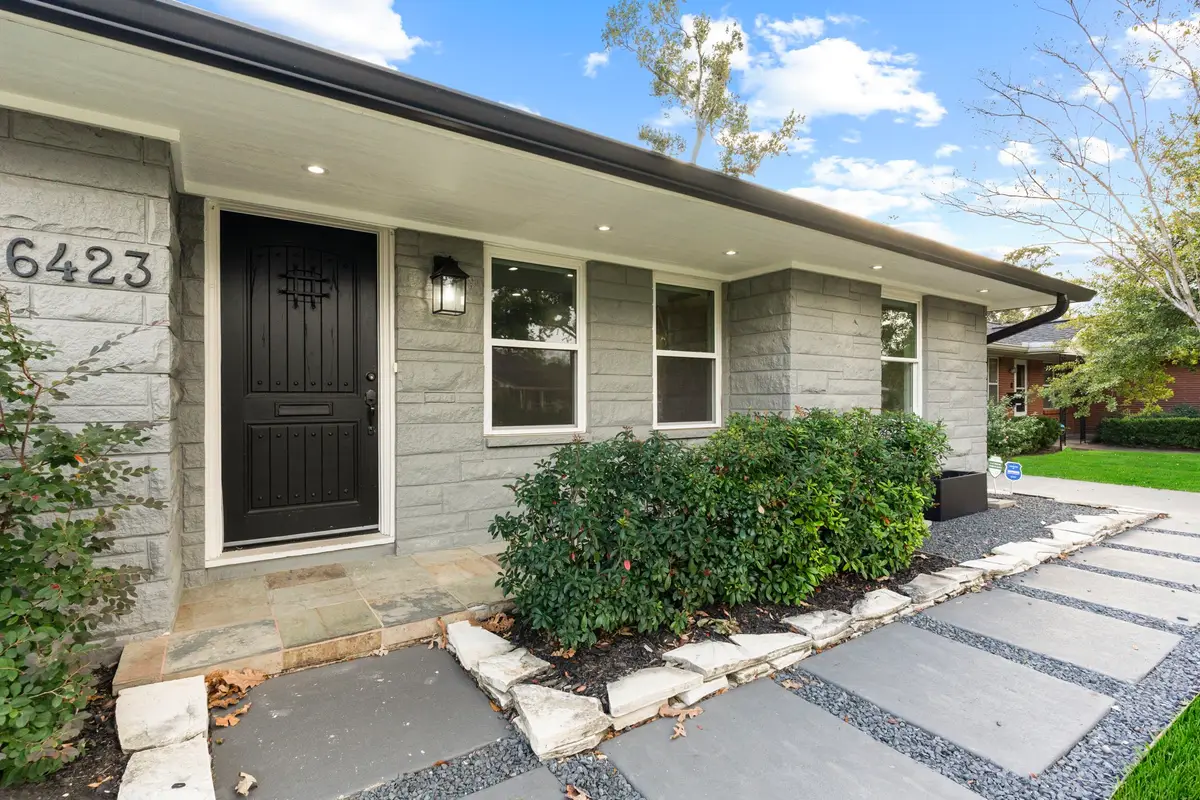 6423 Pineshade Lane, Houston, TX 77008 - Image #1