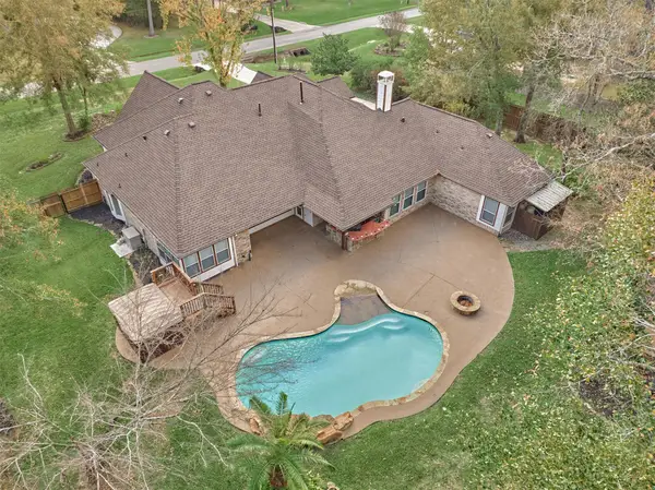 8969 Crighton Crossing Drive, Conroe, TX 77302