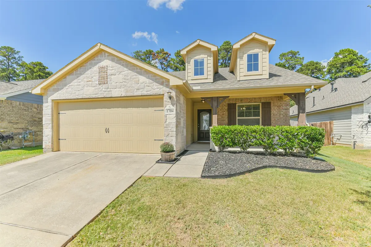 1704 Wandering Hills Road, Conroe, TX 77304 - Image #1