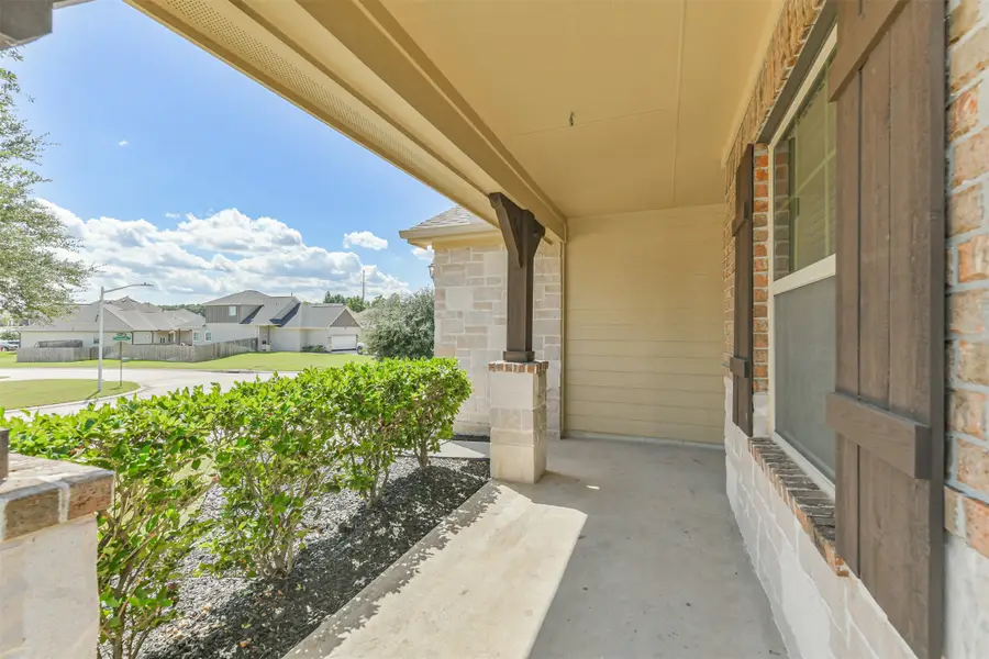 1704 Wandering Hills Road, Conroe, TX 77304 - Image #3