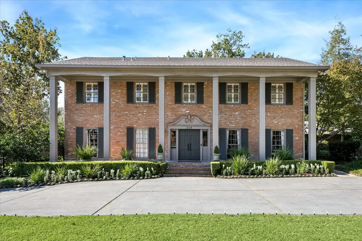 319 Longwoods Lane, Houston, TX 77024 - Image #1
